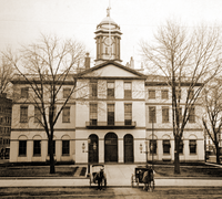 City-hall-facing-main-street